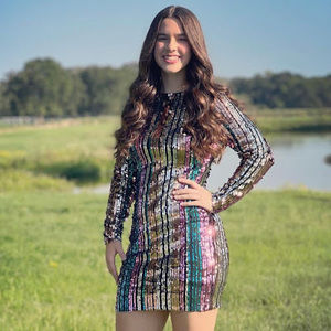 Meet your Posher, Avery